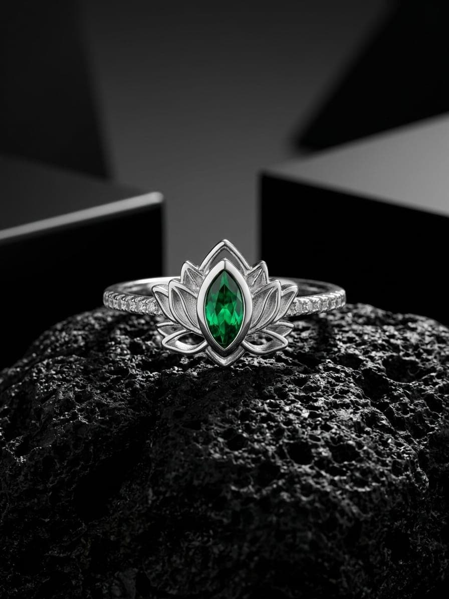 Flor de Loto con Circón Verde