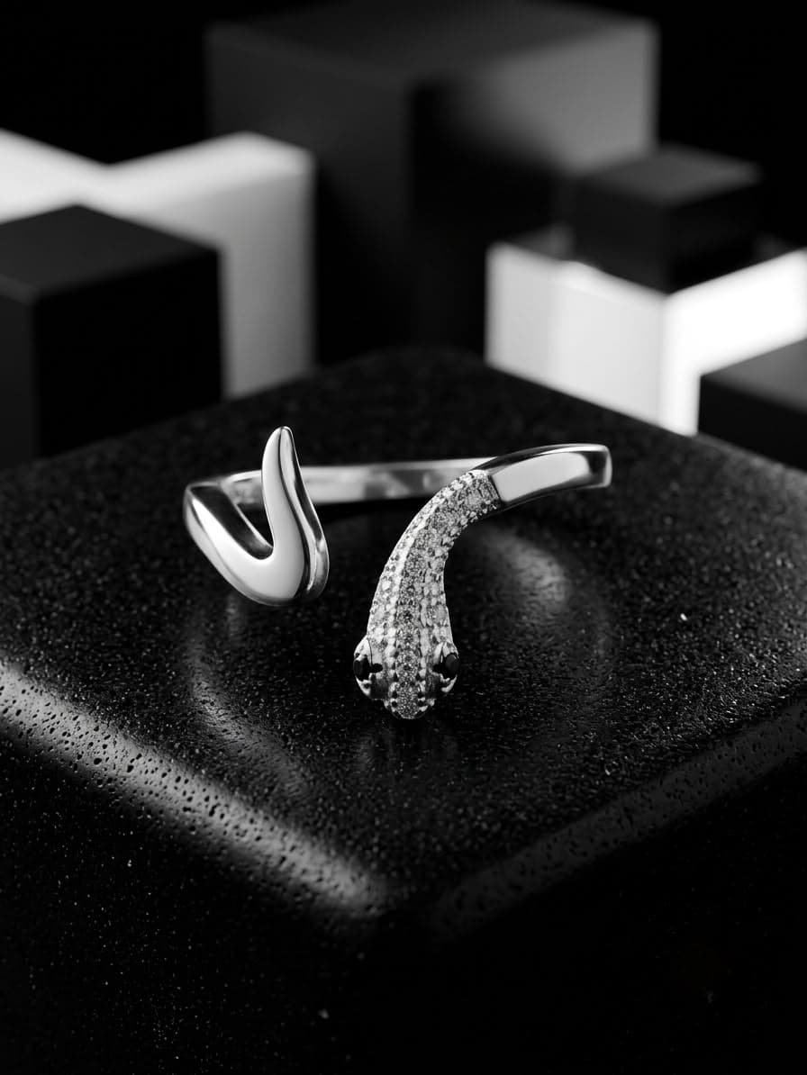 Anillo Regulable Serpiente joyería artesanal Yupana Sangolquí Ecuador