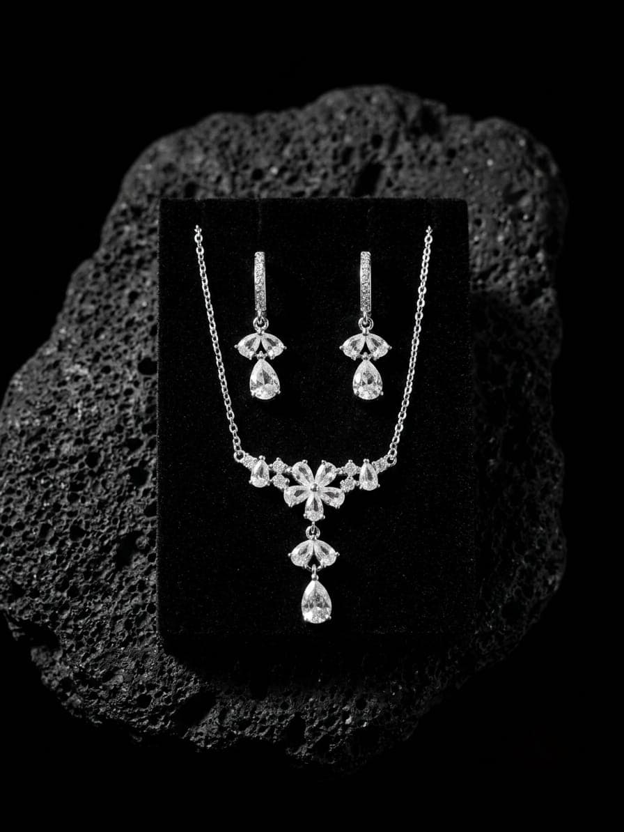 Conjunto Circones Blancos joyería artesanal Yupana Sangolquí Ecuador